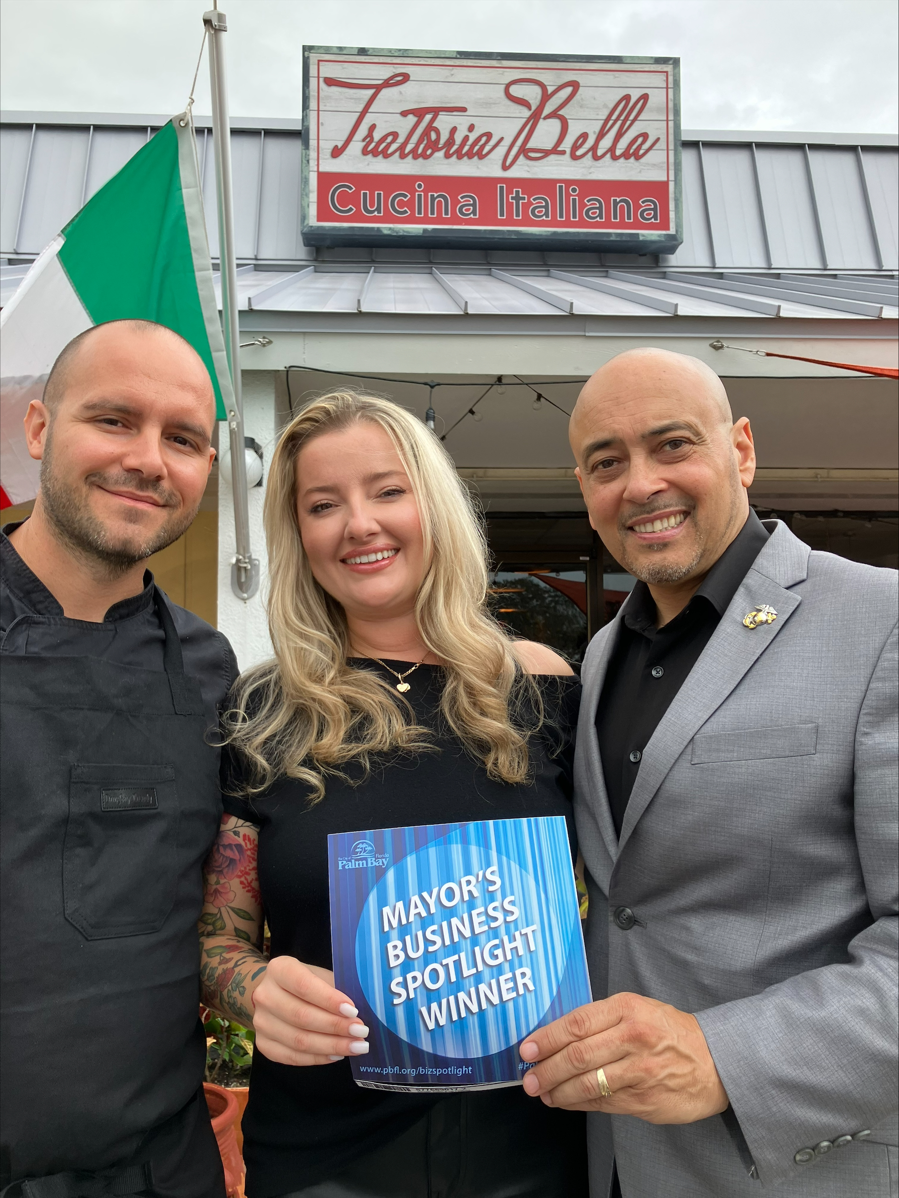 Mayor with Owner Julia Kogutiak and Chef Fabrizio Pintus Outside